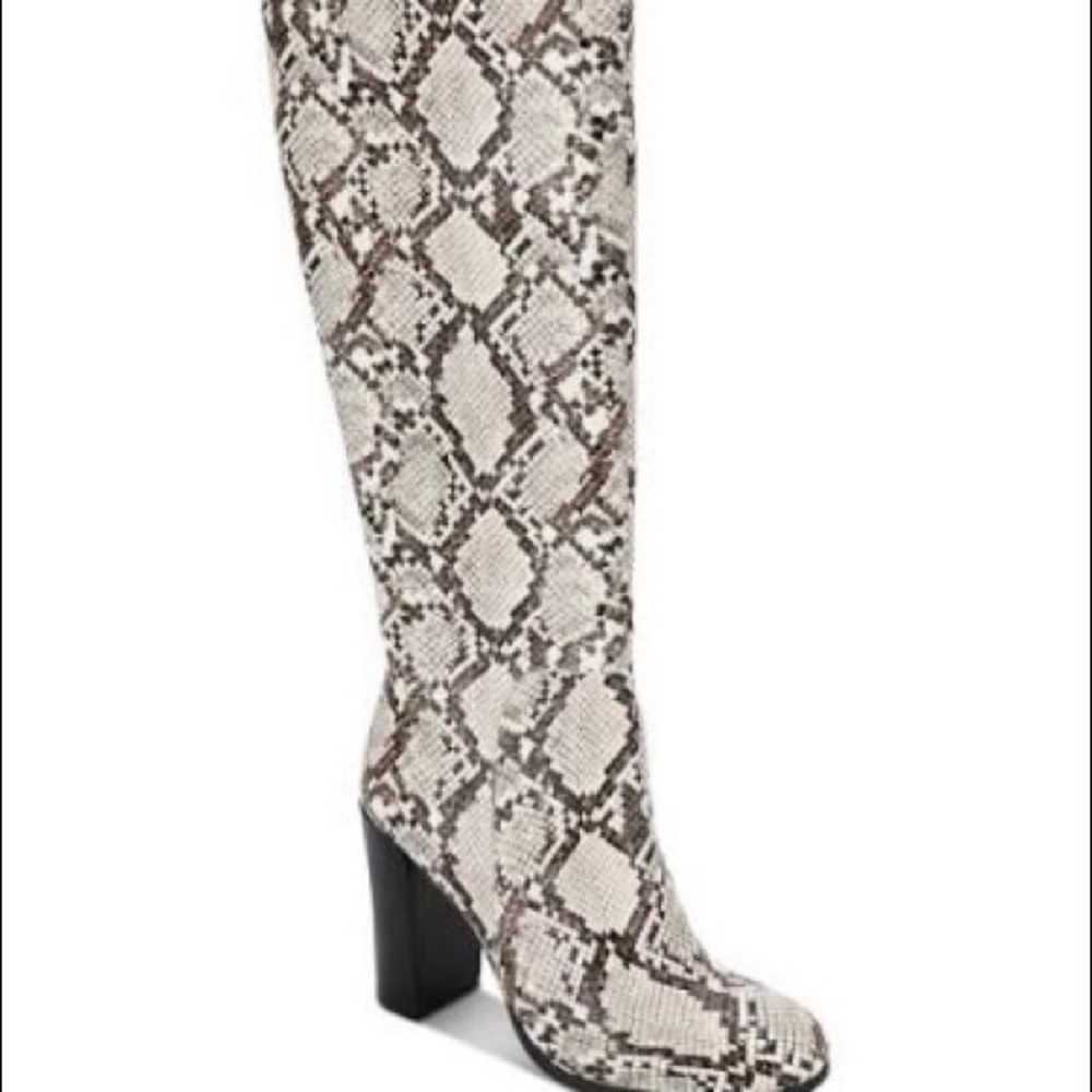 KENNETH COLE BOOTS - Picture 4 of 6